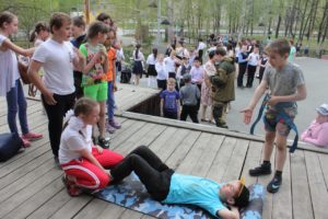 Военно-патриотический праздник состоялся в микрорайоне ММС