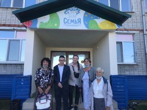 Общественники Тюмени помогают детям